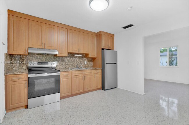 property at 2931 SW 39th Ave