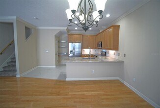 111 S Melville Ave in Tampa, FL - Building Photo - Building Photo