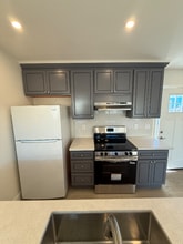 1431 1st Ave in Salinas, CA - Foto de edificio - Building Photo