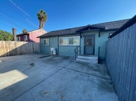 1314 Scott Dr in National City, CA - Building Photo