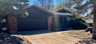 6614 Urban St in Arvada, CO - Building Photo