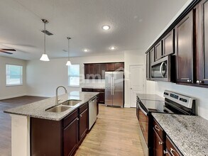 1355 Celery Ave in Sanford, FL - Building Photo - Building Photo