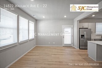 14822 Wallace Ave E in Bonney Lake, WA - Building Photo - Building Photo