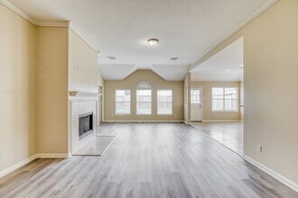 2011 Pinecreek Pass Ln in Katy, TX - Building Photo - Building Photo