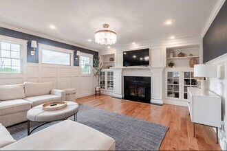 45 Indian Hill Ave in Portland, CT - Building Photo - Building Photo