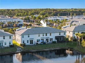 3931 SE Mentmore Ln in Stuart, FL - Building Photo - Building Photo