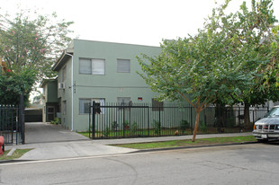 14148 Delano St Apartments