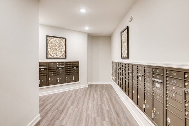 Covington Mill Village - 55+ SENIOR PROPERTY in Covington, GA - Foto de edificio - Interior Photo