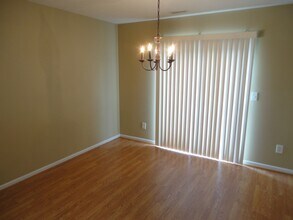 4609 Twin Spires Dr in Knightdale, NC - Foto de edificio - Building Photo