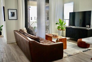 37654 Cape Cod Rd in Newark, CA - Building Photo