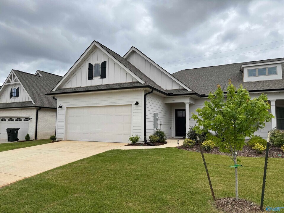 134 Rugby Dr in Madison, AL - Building Photo