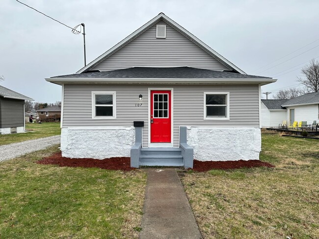 property at 107 W Sycamore St