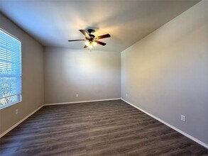 1204 Rivers Creek Ln in Little Elm, TX - Foto de edificio - Building Photo