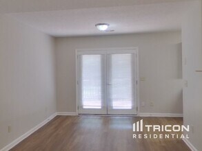 14 Iron Spot Cir in Columbia, SC - Foto de edificio - Building Photo