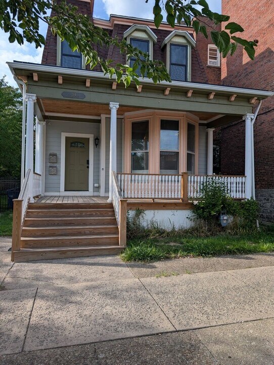 244 Virginia St in Buffalo, NY - Building Photo