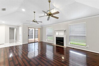 21302 Park Bend Dr in Katy, TX - Building Photo - Building Photo