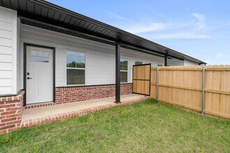8912 Cantera Dr in Fort Smith, AR - Building Photo - Building Photo