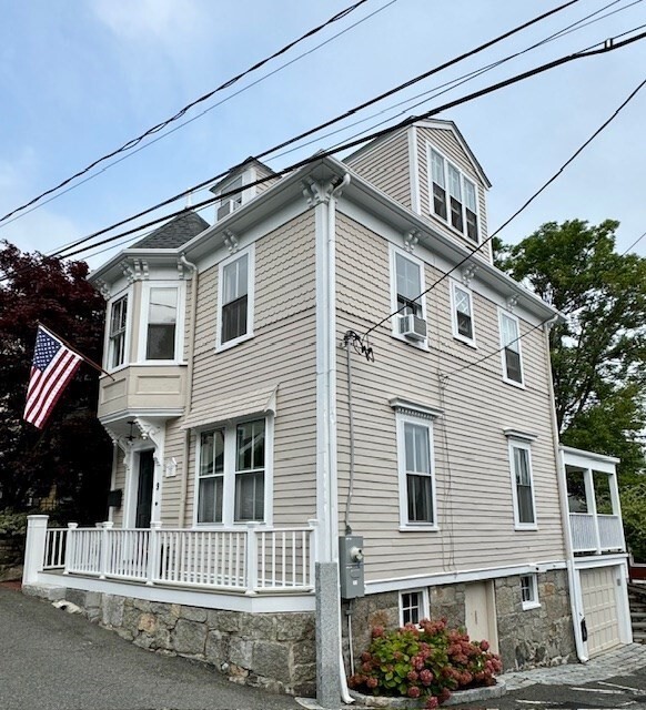 9 Tucker St in Marblehead, MA - Foto de edificio - Building Photo