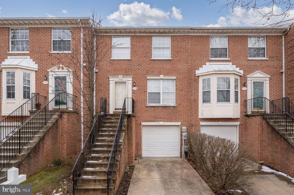 9058 Constant Course in Columbia, MD - Building Photo