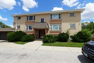 347 Dalewood Ave in Wood Dale, IL - Building Photo