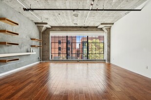 650 2nd St in San Francisco, CA - Building Photo