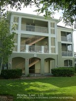 9314 Crescent Loop Cir