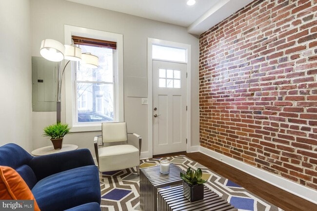 property at 30 Hanover Pl NW