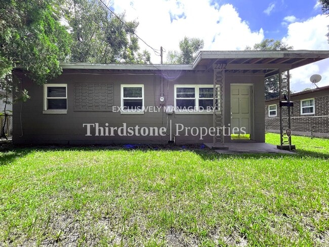 2212 W 12th St in Jacksonville, FL - Foto de edificio - Building Photo