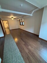 2318 W Diversey Ave, Unit Garden Apt in Chicago, IL - Building Photo - Building Photo