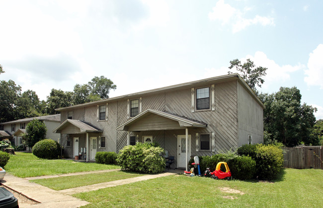 8161-8167 Stonebrook Dr in Pensacola, FL - Building Photo - Building Photo