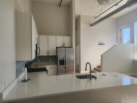 17 Anya Ct in Poughkeepsie, NY - Building Photo