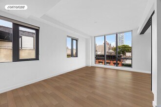 150 Rivington St in New York, NY - Building Photo - Building Photo