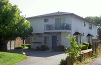 426 Hawthorn Ave in Sunnyvale, CA - Foto de edificio - Building Photo