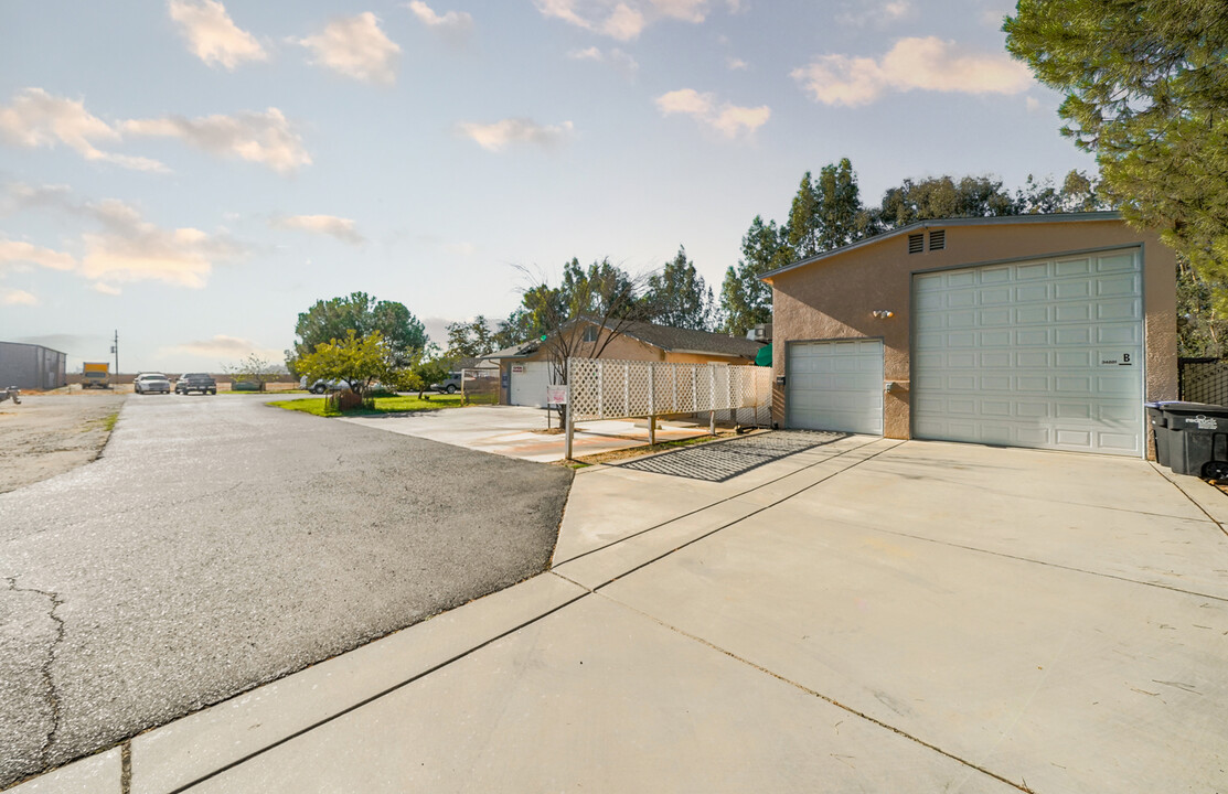 34673-34681 Avenue 12 in Madera, CA - Building Photo