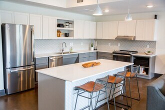 Belcourt Park in Nashville, TN - Building Photo - Building Photo