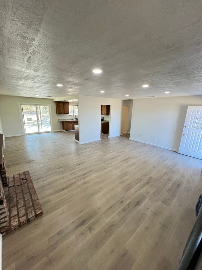 property at 6941 Hanford Ave