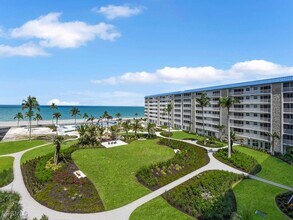 25730 Hickory Blvd in Bonita Springs, FL - Building Photo - Building Photo
