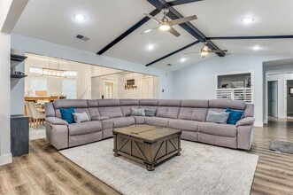 2012 St Andrews Dr in Richardson, TX - Building Photo - Building Photo