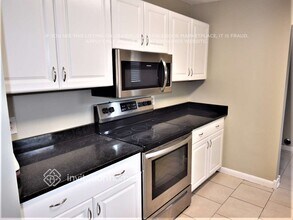 5644 Snead Cir in West Palm Beach, FL - Building Photo - Building Photo