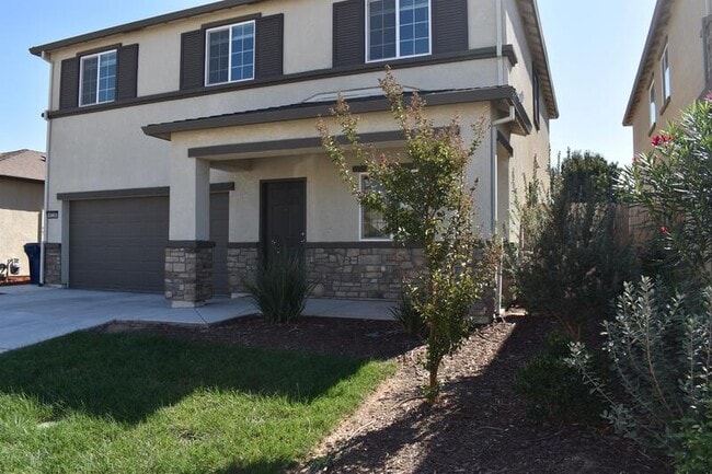 4238 Freemark Ave in Merced, CA - Building Photo - Building Photo
