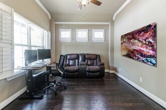 5900 Lipan Apache Bnd in Austin, TX - Building Photo - Building Photo