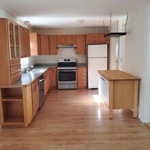 1763 Main St in Concord, MA - Building Photo - Building Photo