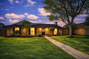 5334 Heather Glen Dr in Garland, TX - Building Photo
