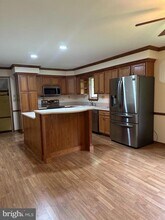 6476 Lancaster Dr in Warrenton, VA - Building Photo - Building Photo