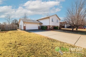 2539 E Egret Flight Ct in Park City, KS - Building Photo - Building Photo