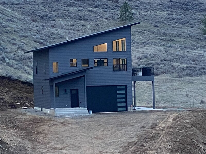 40740 Clearview Dr N in Davenport, WA - Building Photo