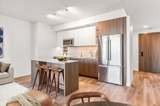 Stratos at Bridge District in Washington, DC - Foto de edificio - Building Photo