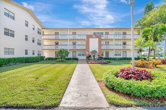 566 Mansfield M in Boca Raton, FL - Building Photo - Building Photo