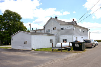 Smithland Apartments in Shelbyville, IN - Building Photo - Building Photo