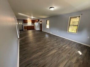 1813 West Ave in Beaver Falls, PA - Building Photo - Building Photo